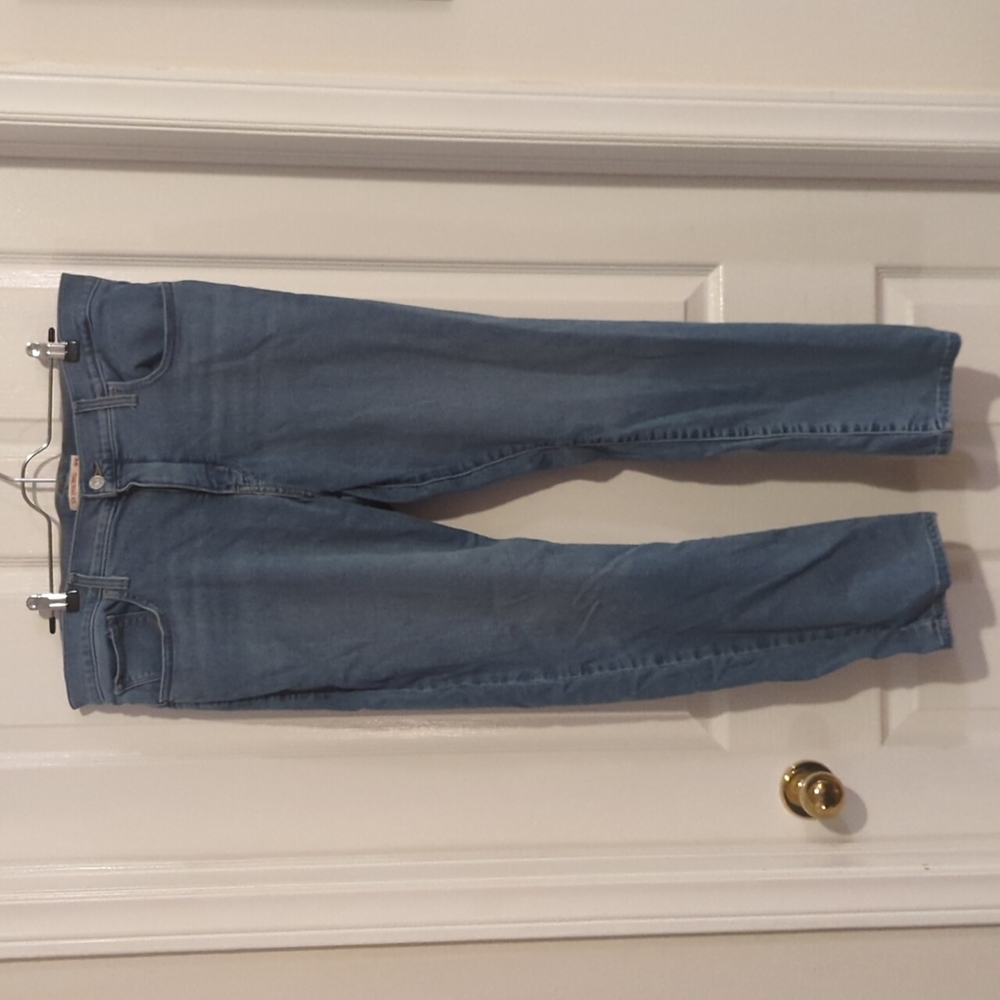 Levi's Light Wash 311 Shaping Skinny Jeans Size 18W